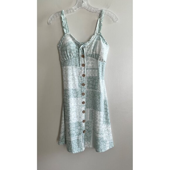 No Boundaries Dresses & Skirts - No Boundaries Sleeveless Milkmaid Dress Juniors S Green Patchwork Floral